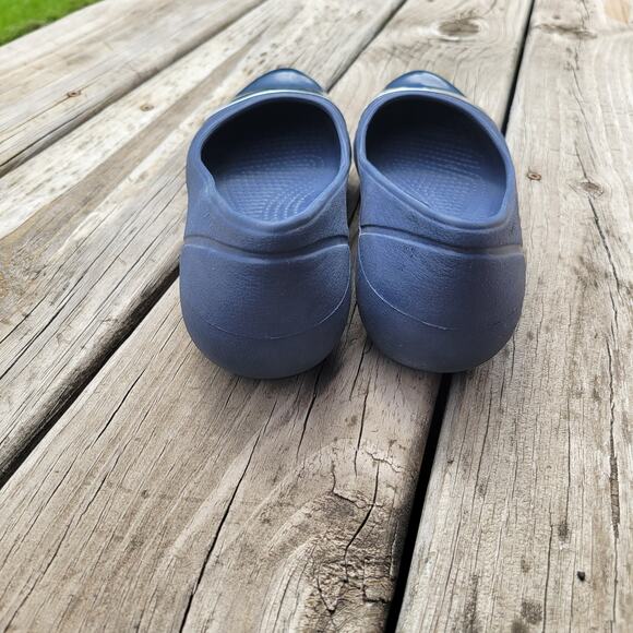 Crocs Gianna Alice Ballet Flat Shiny Cap Toe Size 8 Blue Gold Band Jelly - Picture 4 of 7